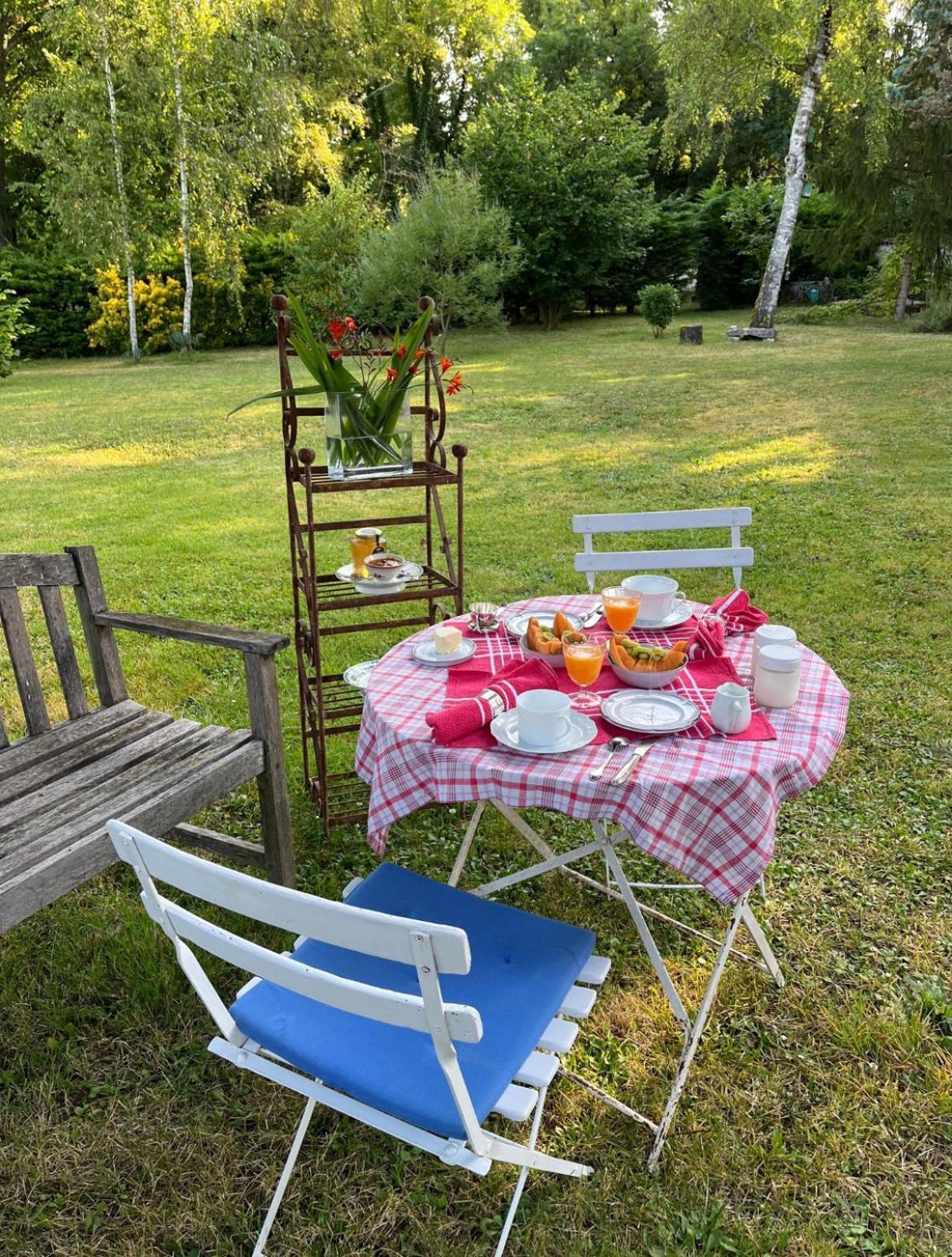 Bed and Breakfast La laiterie du Logis à Chaniers Extérieur photo